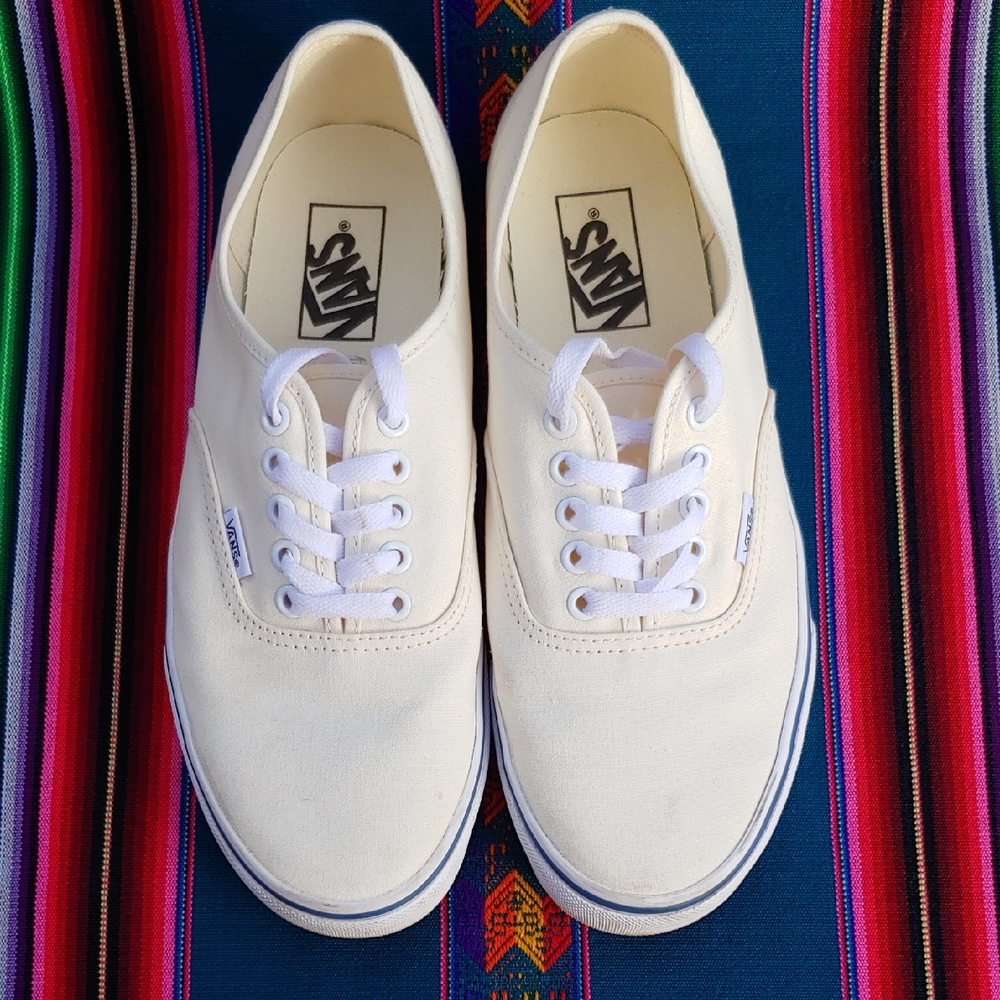 Vans Authentic Lightweight Canvas Off-White Shoes size Men's 9 Women's 10.5